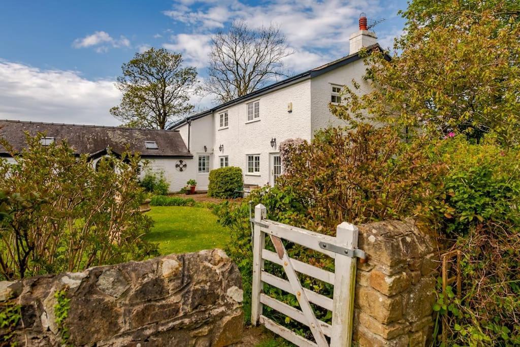 Rhos Y Bel Cottage Angelsey Llangadwaladr  Exterior photo